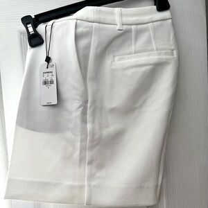 Editor Mid Rise Tailored Shorts